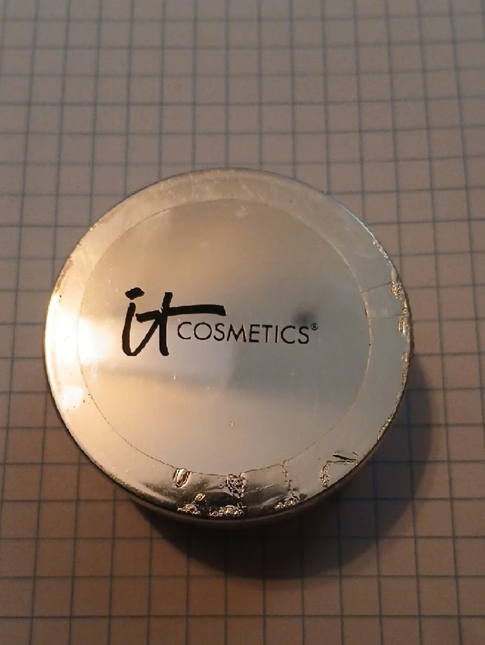 it cosmetics Bye Bye Pores Tinted Finishing Powder - Medium